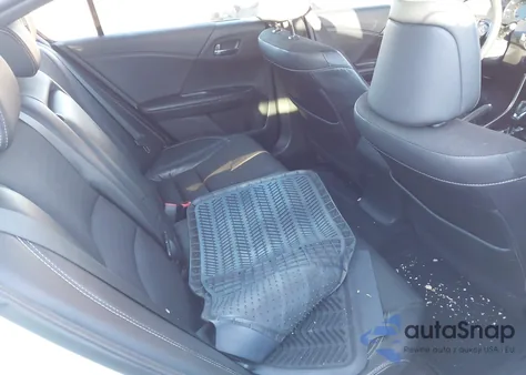 2016 Honda Accord Sport из США, поврежденный, VIN 1HGCR2F67GA156133